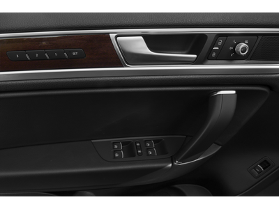 2015 Volkswagen Touareg V6 Sport 4Motion