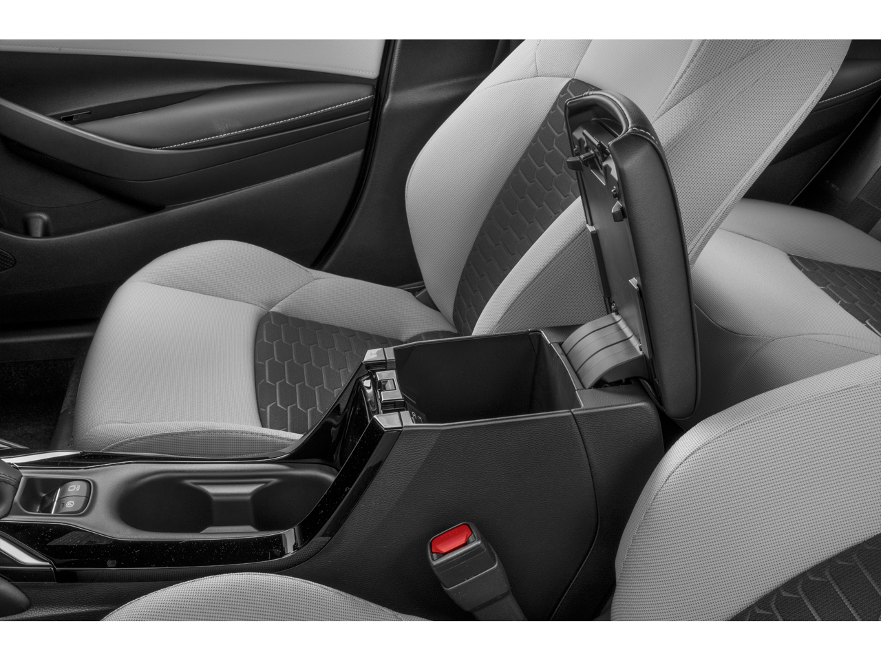 2022 Toyota Corolla Hatchback SE Nightshade Edition