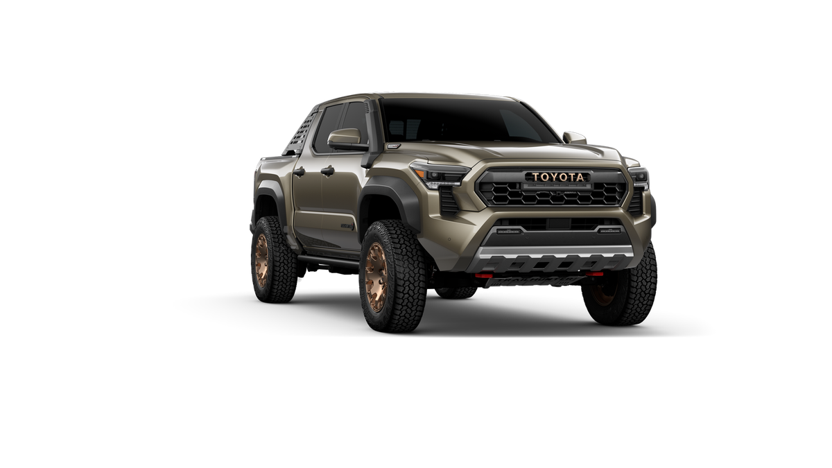 2026 Toyota Tacoma i-FORCE MAX Trailhunter
