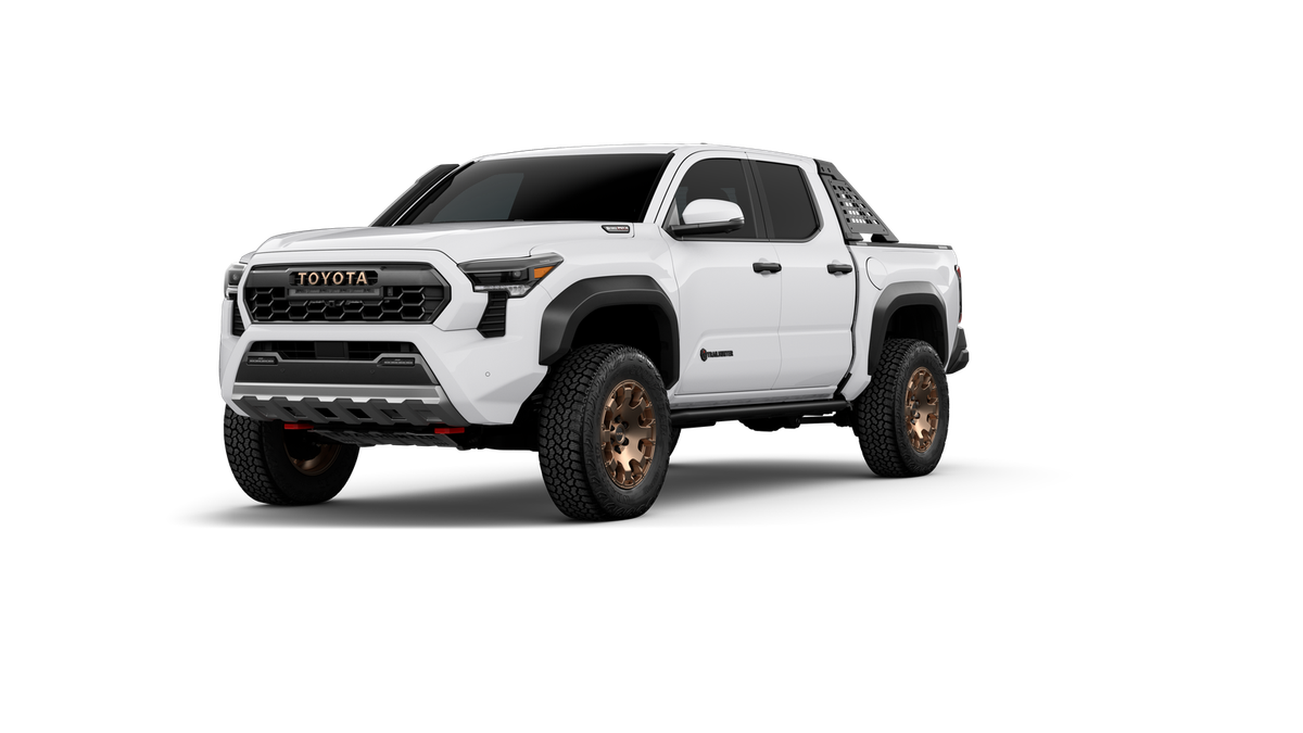 2026 Toyota Tacoma i-FORCE MAX Trailhunter