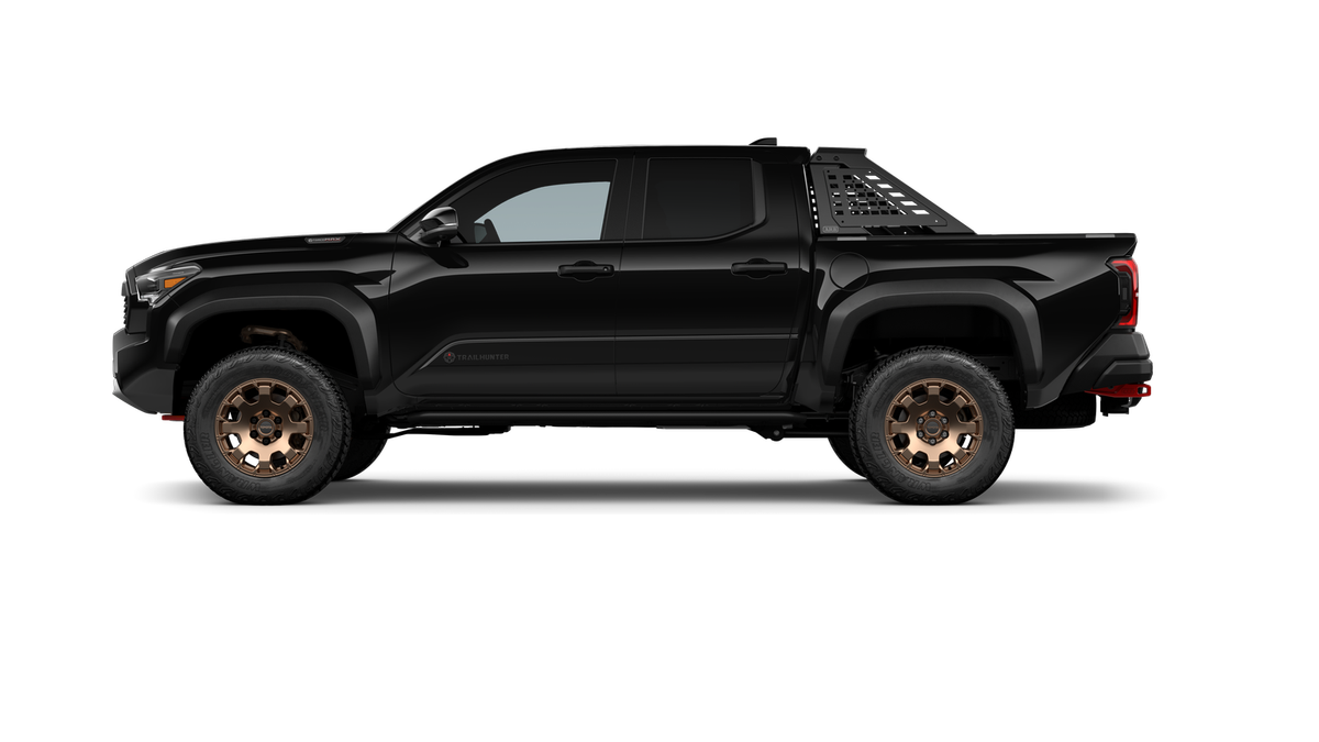 2026 Toyota Tacoma i-FORCE MAX Trailhunter