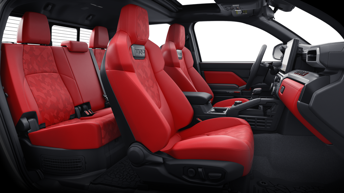 2026 Toyota Tacoma i-FORCE MAX TRD Pro