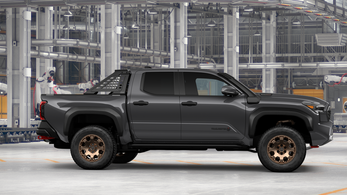 2026 Toyota Tacoma i-FORCE MAX Trailhunter