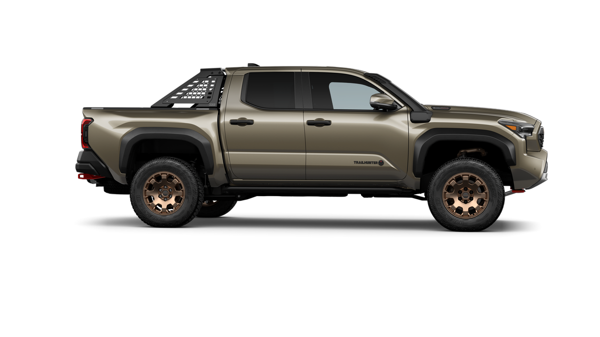 2026 Toyota Tacoma i-FORCE MAX Trailhunter