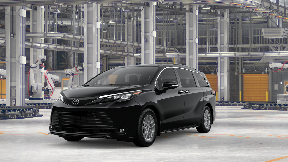 2026 Toyota Sienna XLE