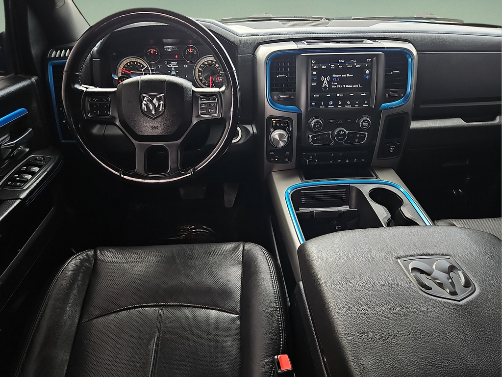 2018 RAM 1500 Sport Crew Cab 4WD w/Leather & NAV