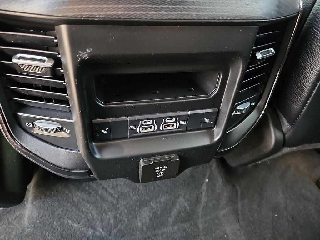 2022 RAM 1500 Limited Crew Cab 4WD