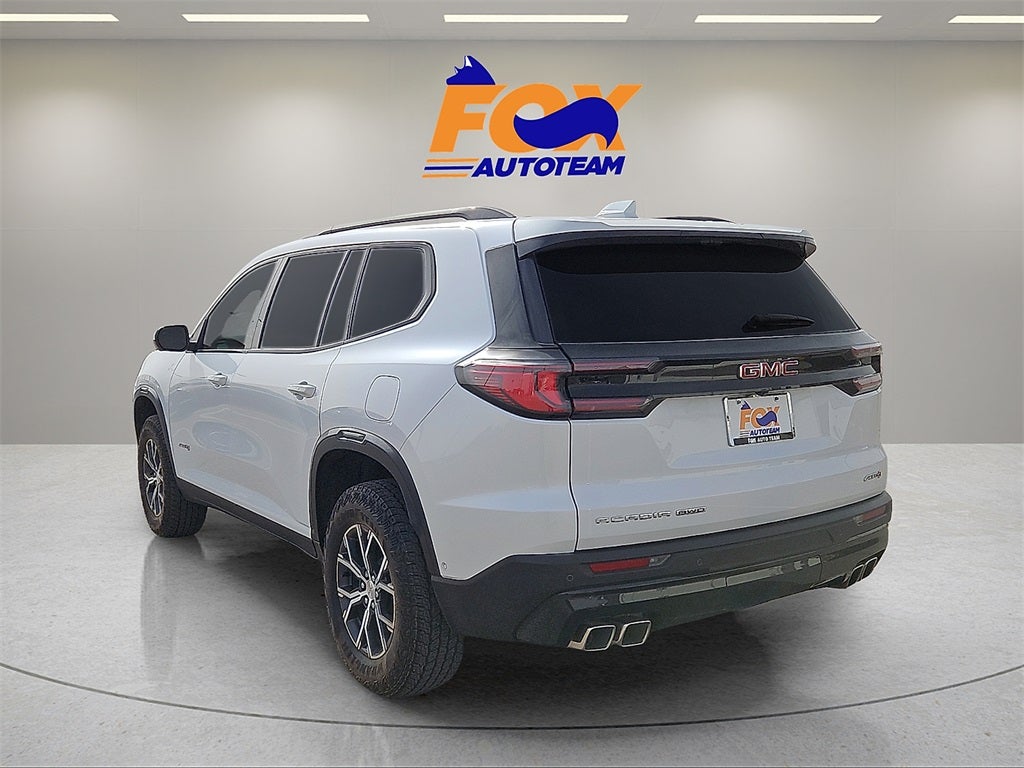2024 GMC Acadia AT4