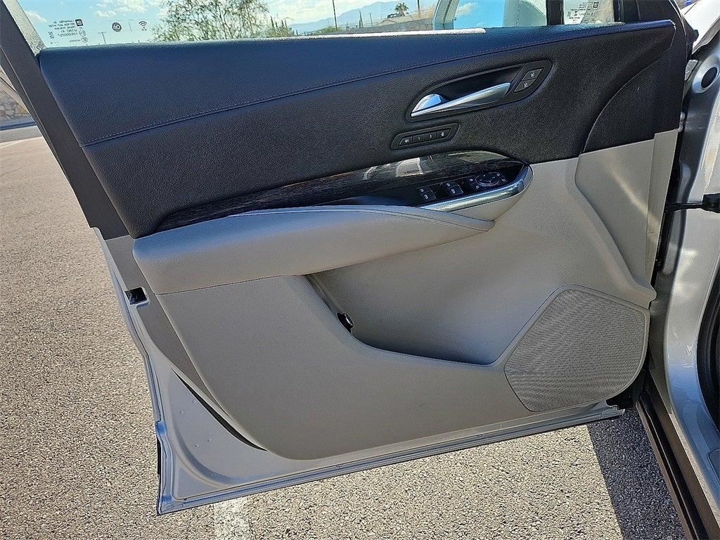 2020 Cadillac XT4 Premium Luxury