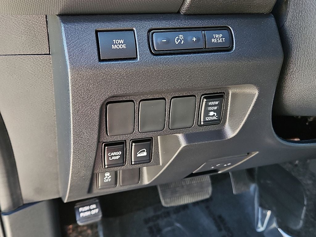 2024 Nissan Frontier SL Crew Cab 4WD Leather/Roof