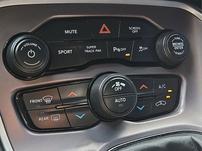 2022 Dodge Challenger R/T Shaker NAV/Performance Pkg.