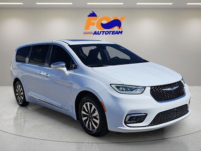 2022 Chrysler Pacifica Hybrid Limited