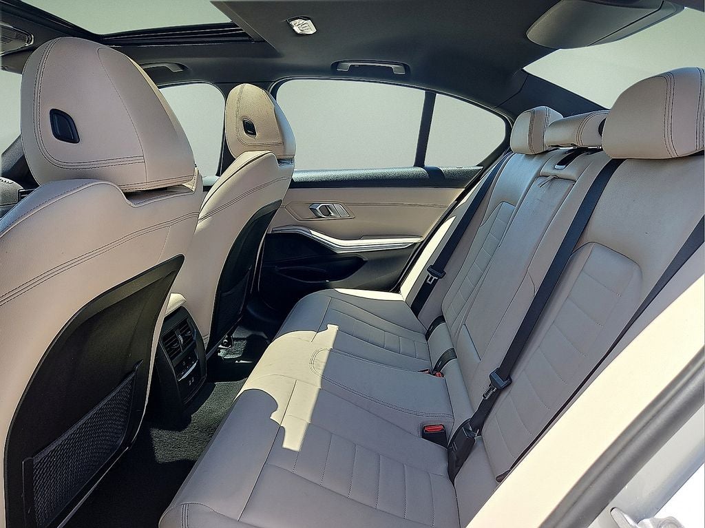 2023 BMW 3 Series 330i