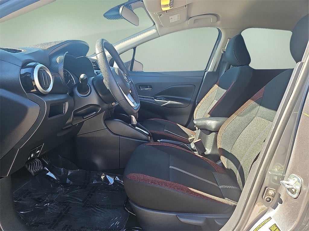 2025 Nissan Versa 1.6 SR