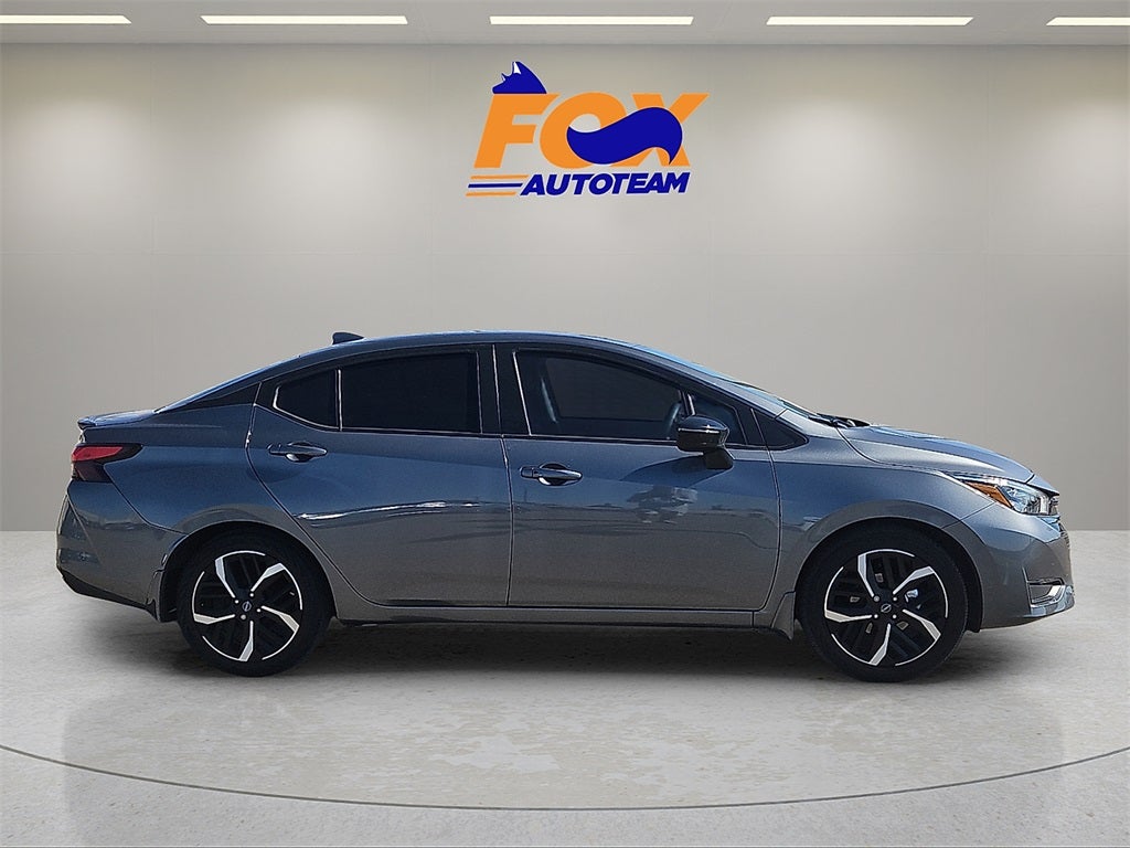 2025 Nissan Versa 1.6 SR