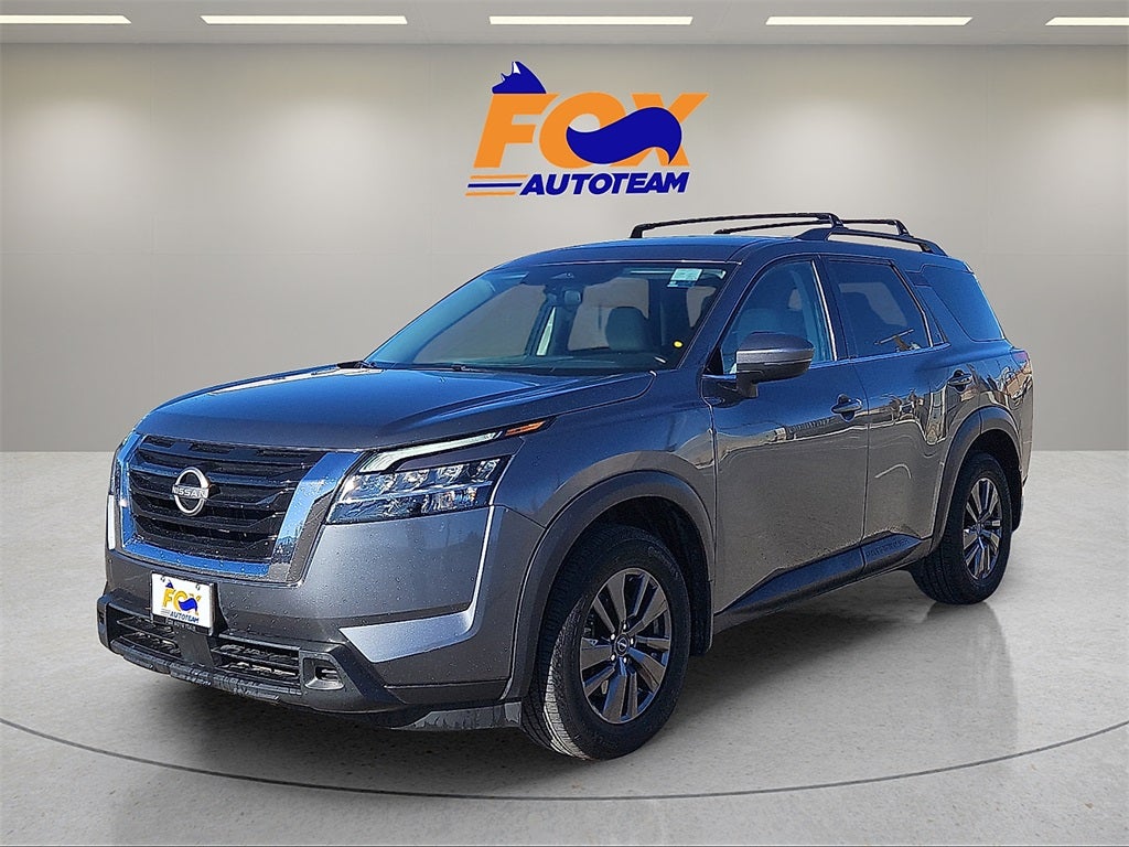2022 Nissan Pathfinder SV