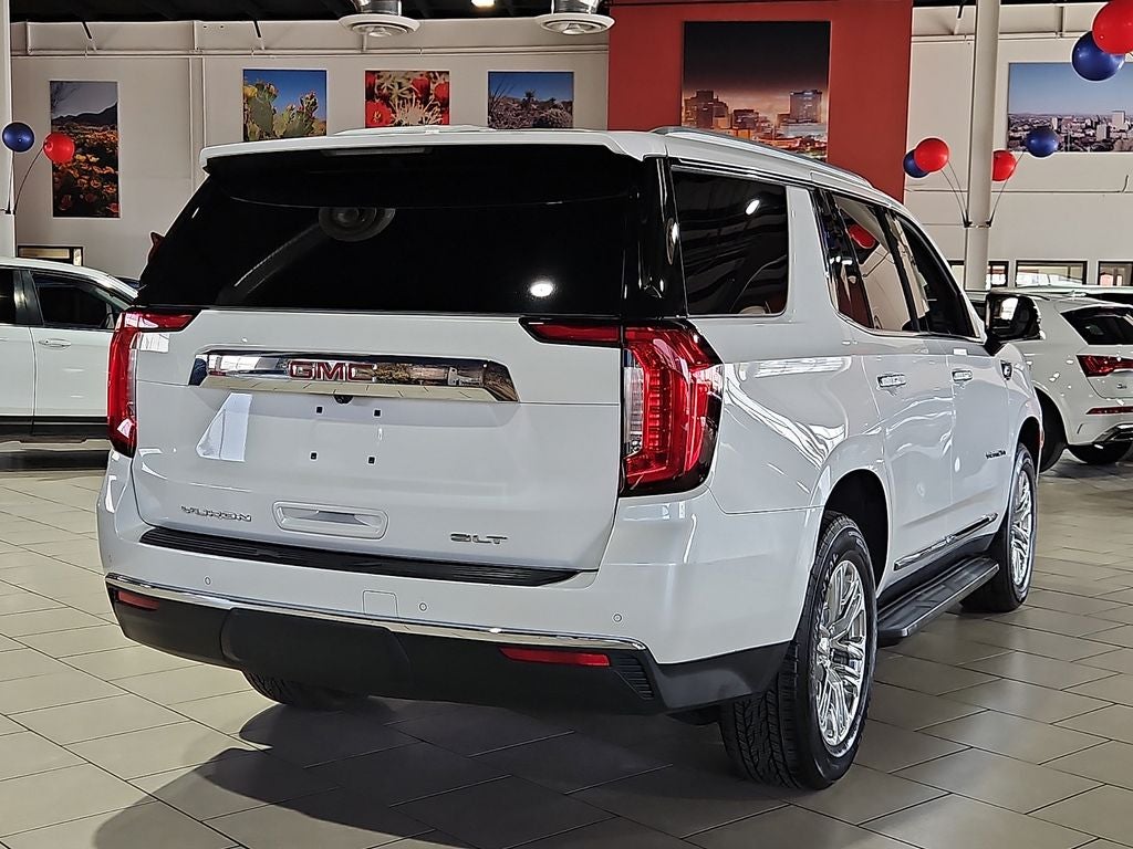 2023 GMC Yukon SLT