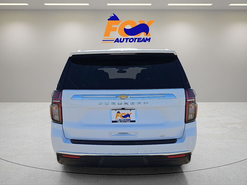 2024 Chevrolet Suburban LT