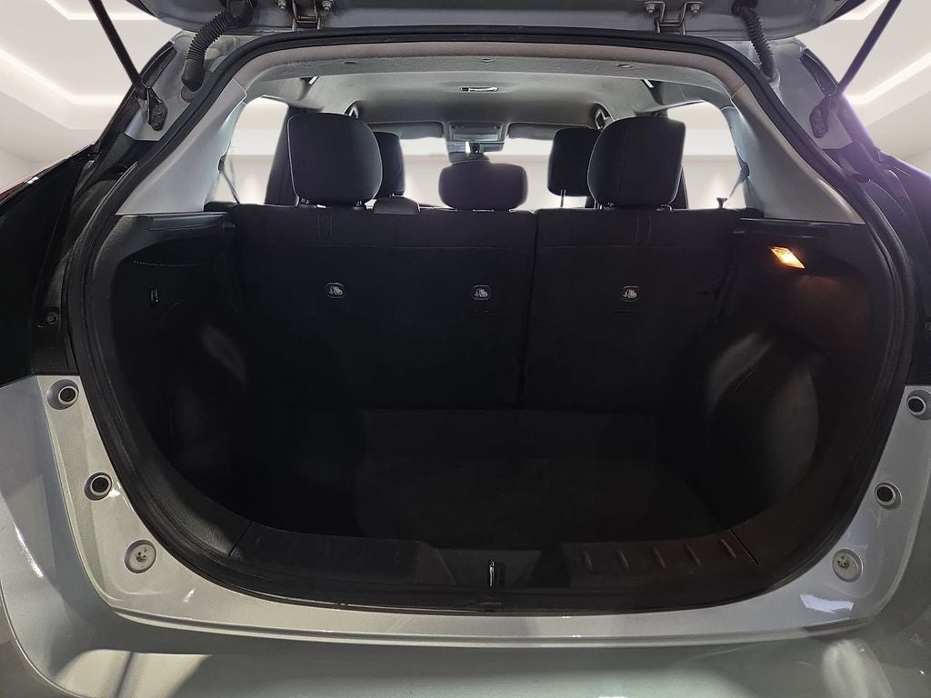 2023 Nissan Leaf S