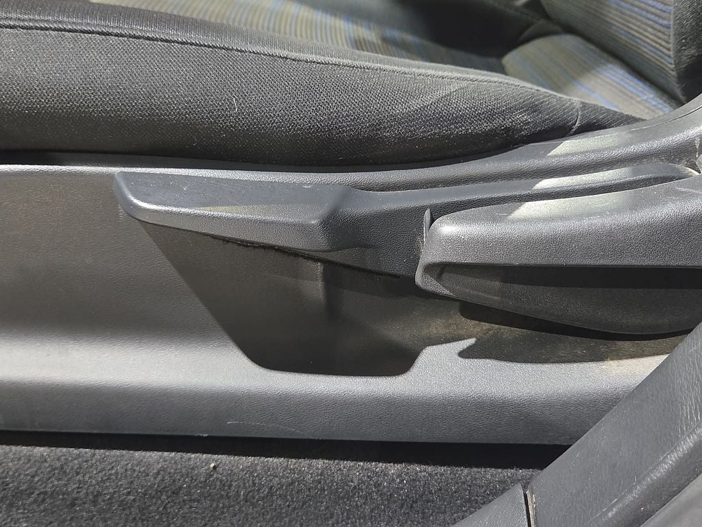 2023 Nissan Leaf S