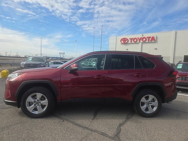 2020 Toyota RAV4 XLE