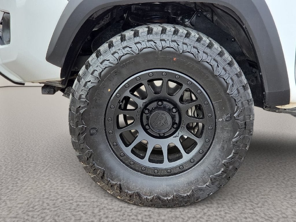 2022 Toyota Tacoma TRD Off-Road V6