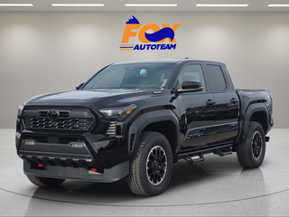 2026 Toyota Tacoma Hybrid TRD Off Road