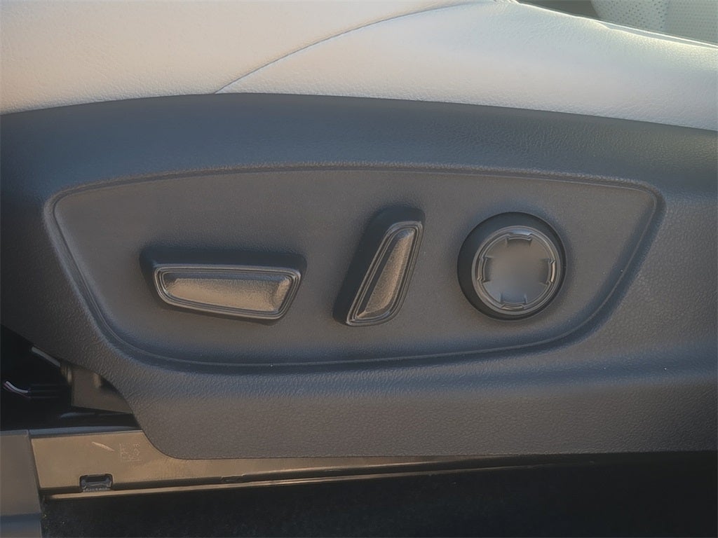 2026 Toyota Tacoma Hybrid Limited