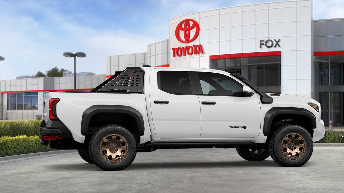 2026 Toyota Tacoma Hybrid Trailhunter