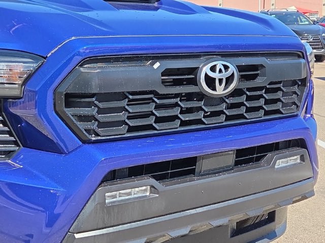 2024 Toyota Tacoma Hybrid TRD Sport