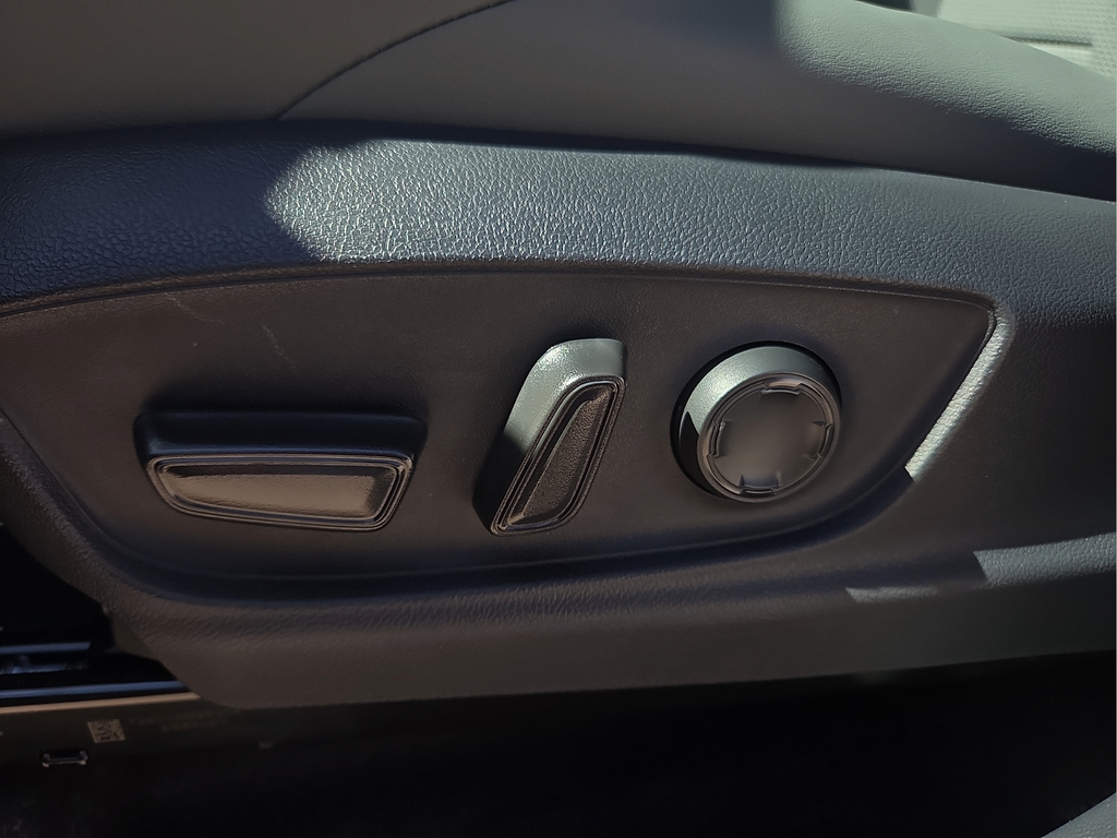 2026 Toyota Tacoma Hybrid Trailhunter