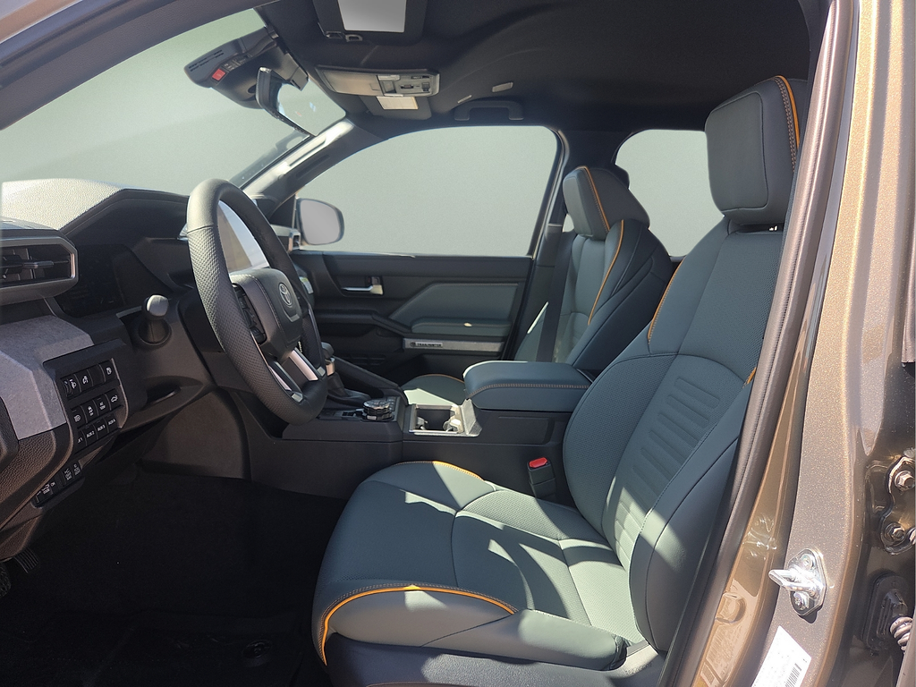 2026 Toyota Tacoma Hybrid Trailhunter
