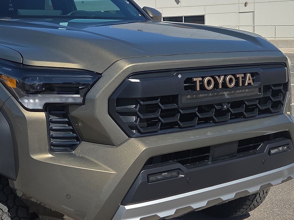 2026 Toyota Tacoma Hybrid Trailhunter
