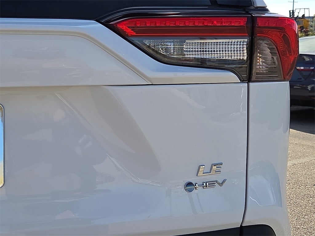 2025 Toyota RAV4 Hybrid LE