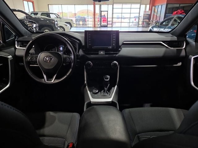 2022 Toyota RAV4 Hybrid SE