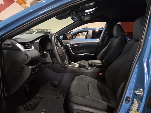 2022 Toyota RAV4 Hybrid SE