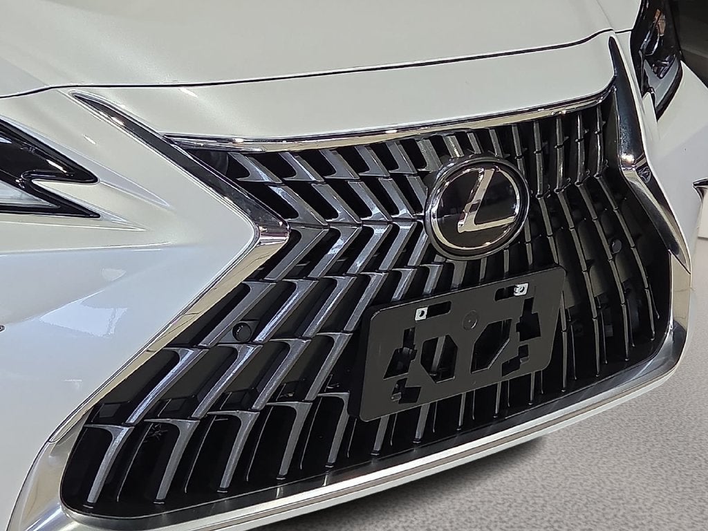 2025 Lexus ES 350