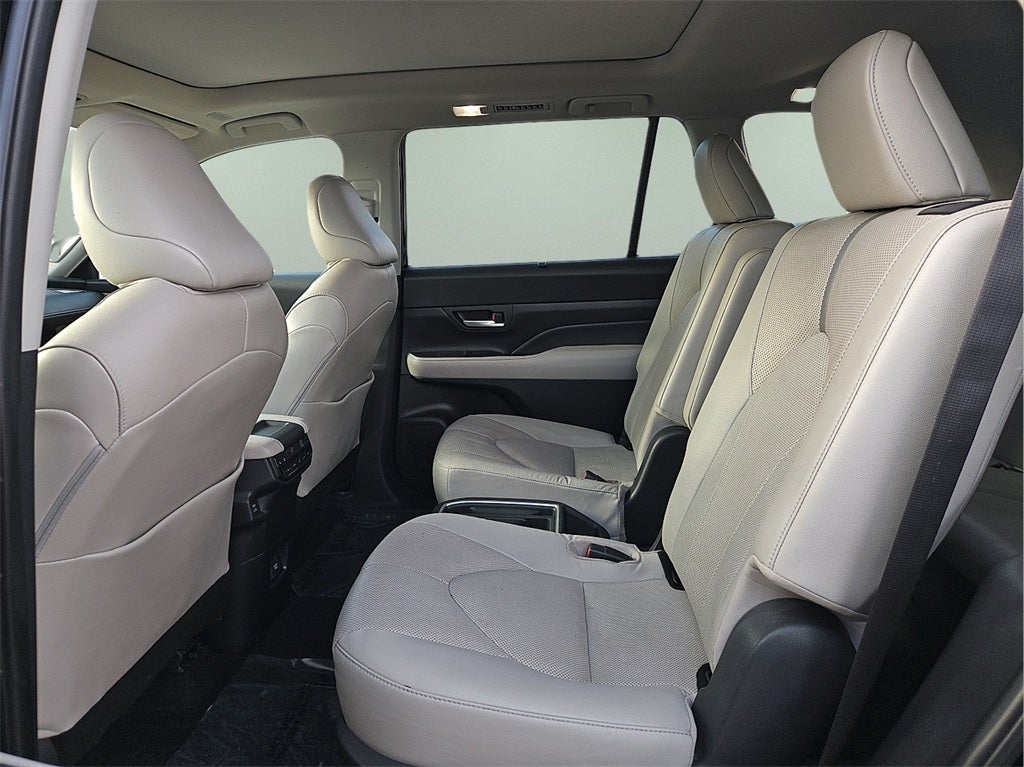 2024 Toyota Grand Highlander Platinum