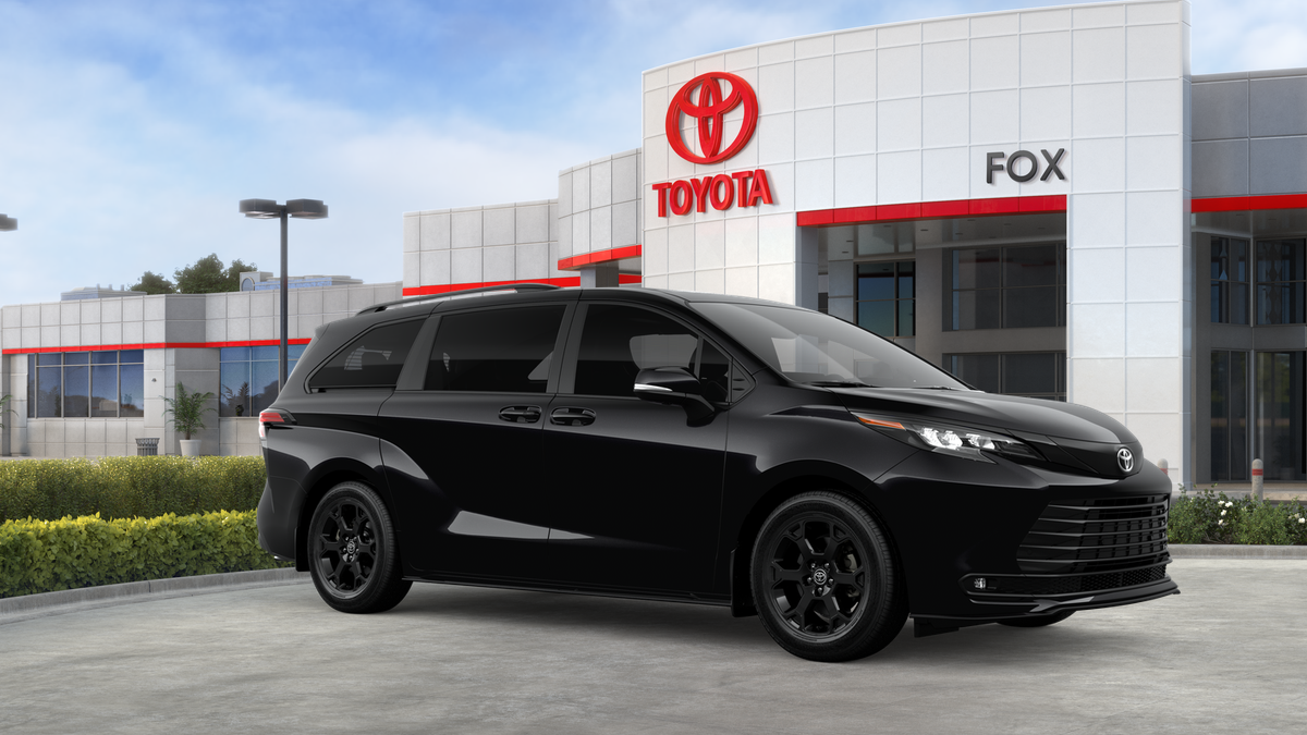 2026 Toyota Sienna Woodland Edition 7 Passenger