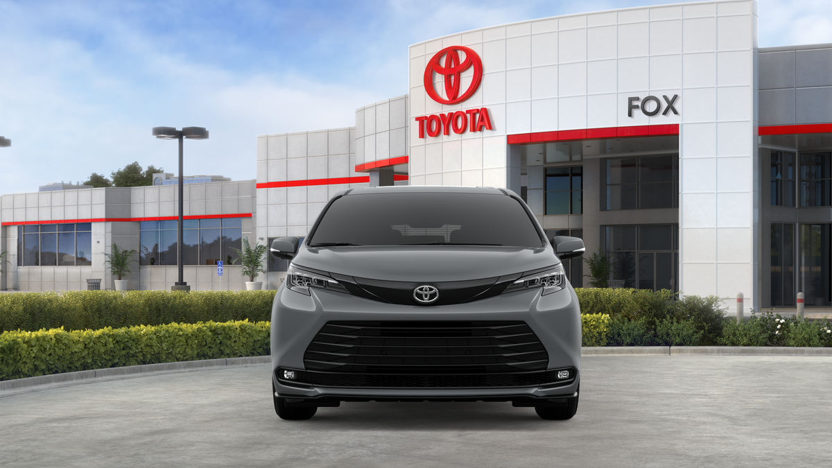 2026 Toyota Sienna Woodland Edition 7 Passenger