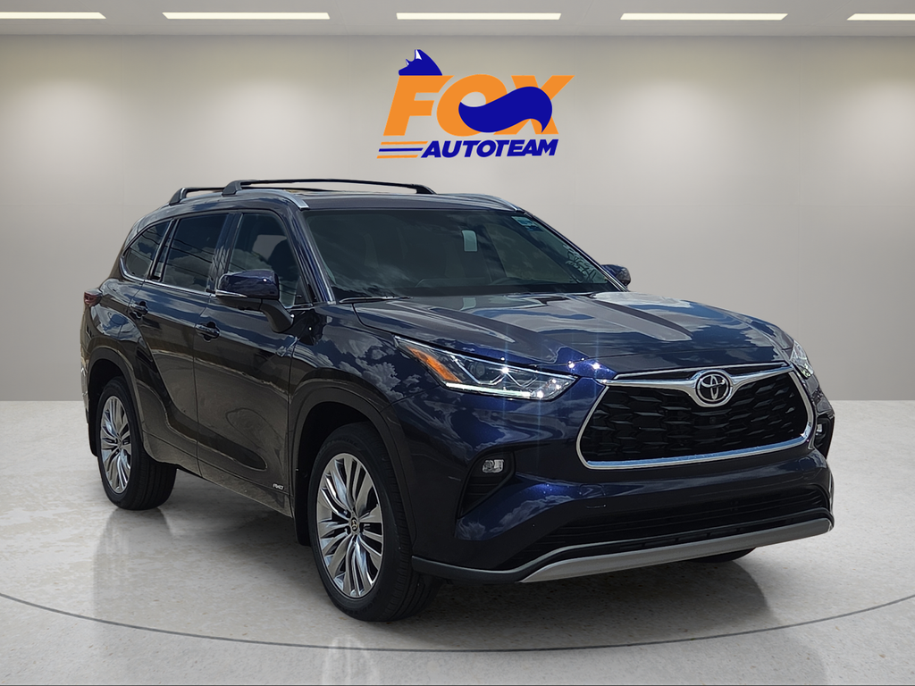 2026 Toyota Highlander Hybrid Platinum