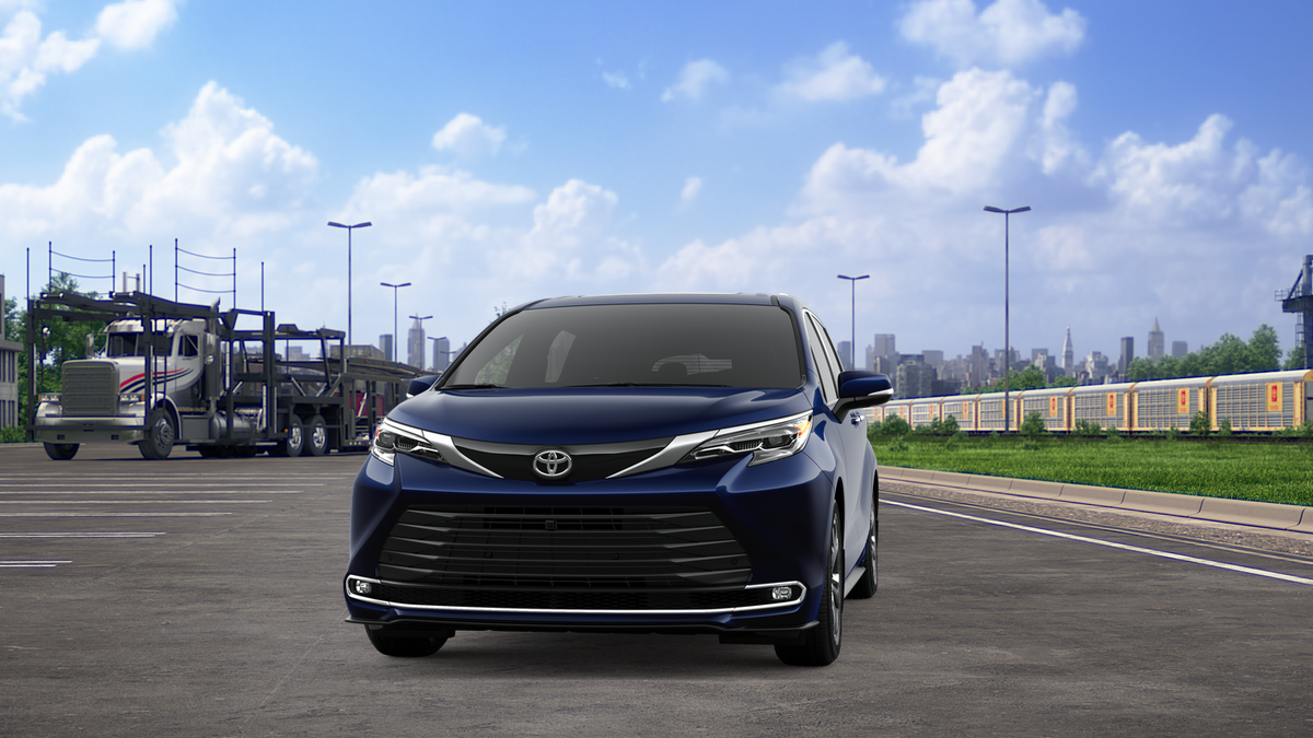 2026 Toyota Sienna Platinum 7 Passenger