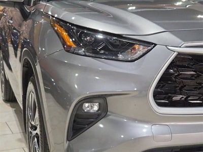 2025 Toyota Highlander Hybrid XLE