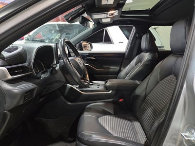 2024 Toyota Highlander XSE