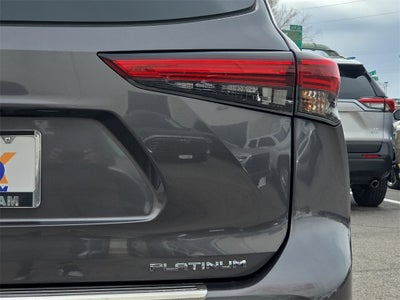 2023 Toyota Highlander Platinum