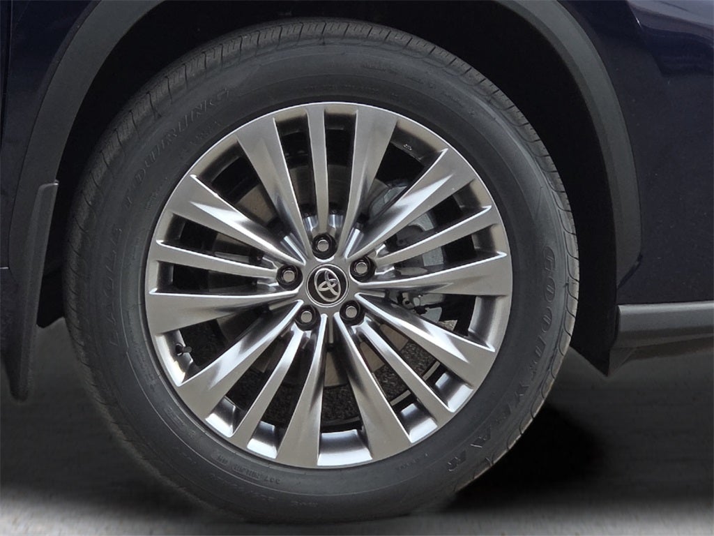 2026 Toyota Highlander Platinum