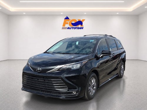 2026 Toyota Sienna XLE 8 Passenger