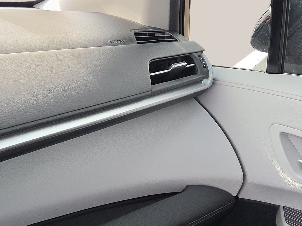 2026 Toyota Sienna XLE 8 Passenger