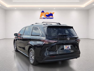2026 Toyota Sienna XLE 8 Passenger