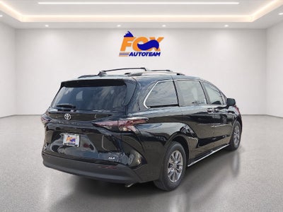 2026 Toyota Sienna XLE 8 Passenger